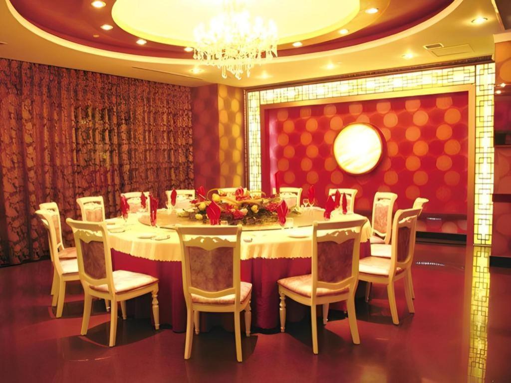 Jinan Yuquan Simpson Hotel Exteriér fotografie