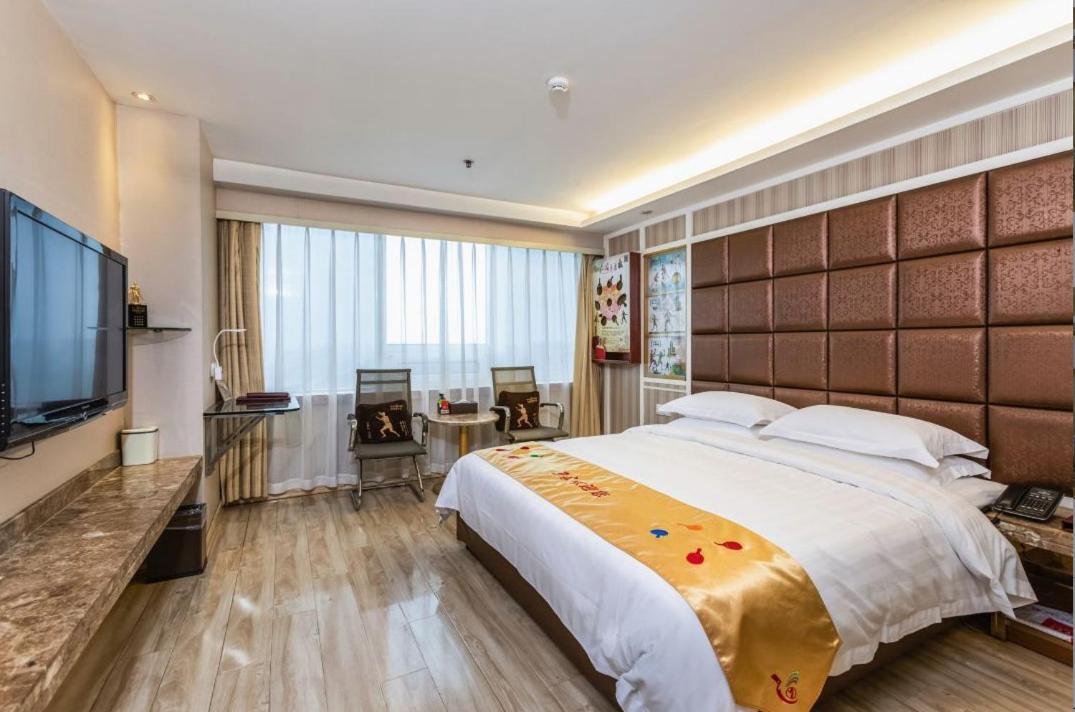 Jinan Yuquan Simpson Hotel Exteriér fotografie